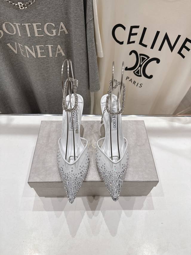 高版本出厂 Jimmy Choo*｜Jc 吉米周2025Ss新款简约烫钻高跟鞋凉鞋 原版套楦，完美的线条，简约大气上脚显气质粗跟舒适百搭，还能拉长双腿显高显瘦显