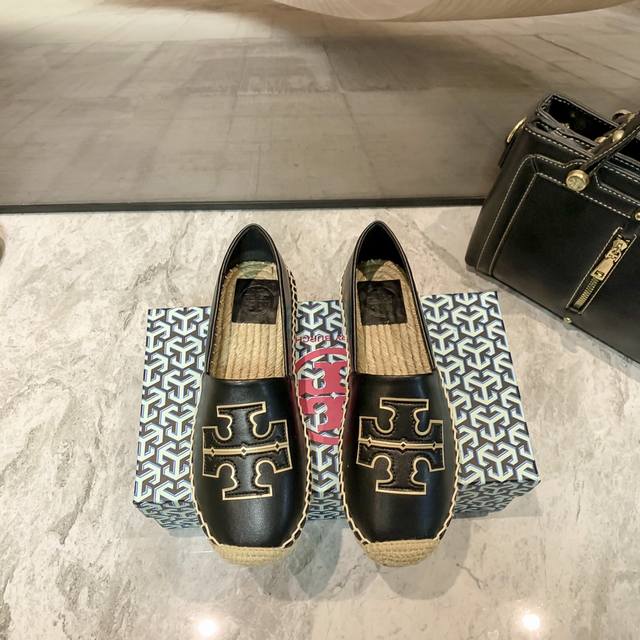 橙子出厂价P Tory Burch 夏季新款 Tb草编渔夫鞋 一脚蹬乐福鞋 码数：35-41