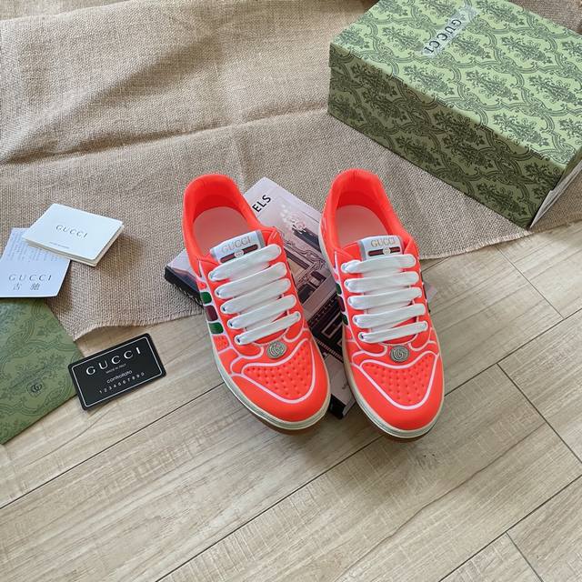 出厂： Gucci 古驰2025顶级专柜 代购系列 官网上新 全球同步 古驰顶级情侣脏脏鞋 情侣鞋 古驰情侣 Gucci鞋控 小红书热搜常客 情侣穿搭Oot D