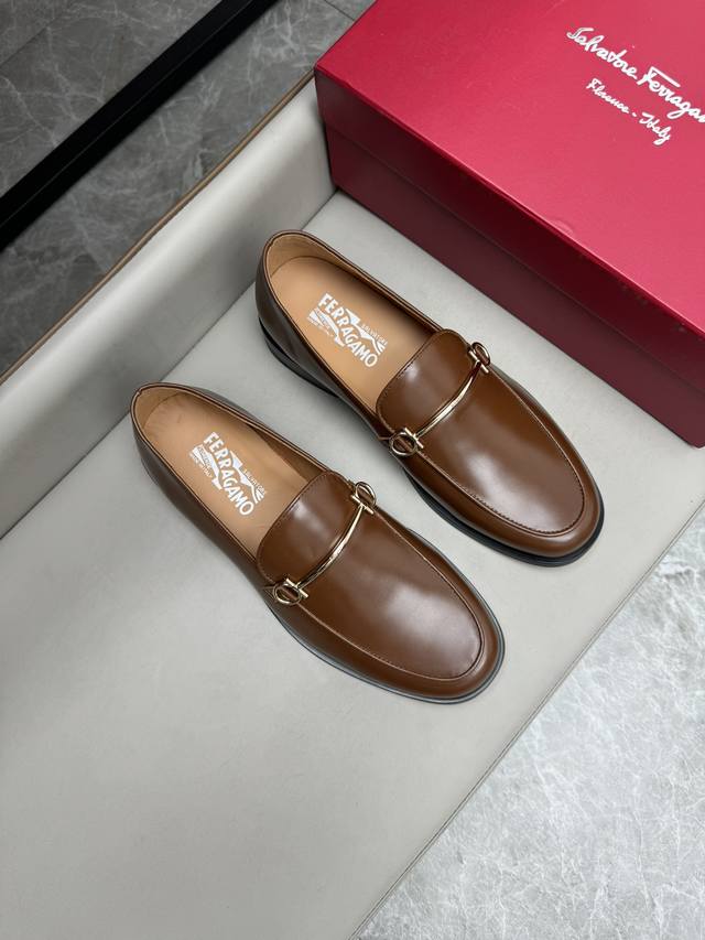 Ferragam菲拉格慕经典商务皮鞋 男士系带商务皮鞋 进口原版牛皮 牛皮内里 牛皮内里让鞋子穿在脚上时尚又舒适 码数 39-44 38 45 46定做 1D0
