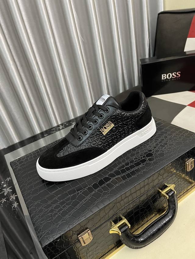 出厂价pp Boos 男鞋休闲鞋原单品质鞋面采用进口小牛皮 超透气舒适内里做工精细 高端大气 有时尚典范造型 发泡透明耐磨大底 穿着舒适 值得拥有 码数 38