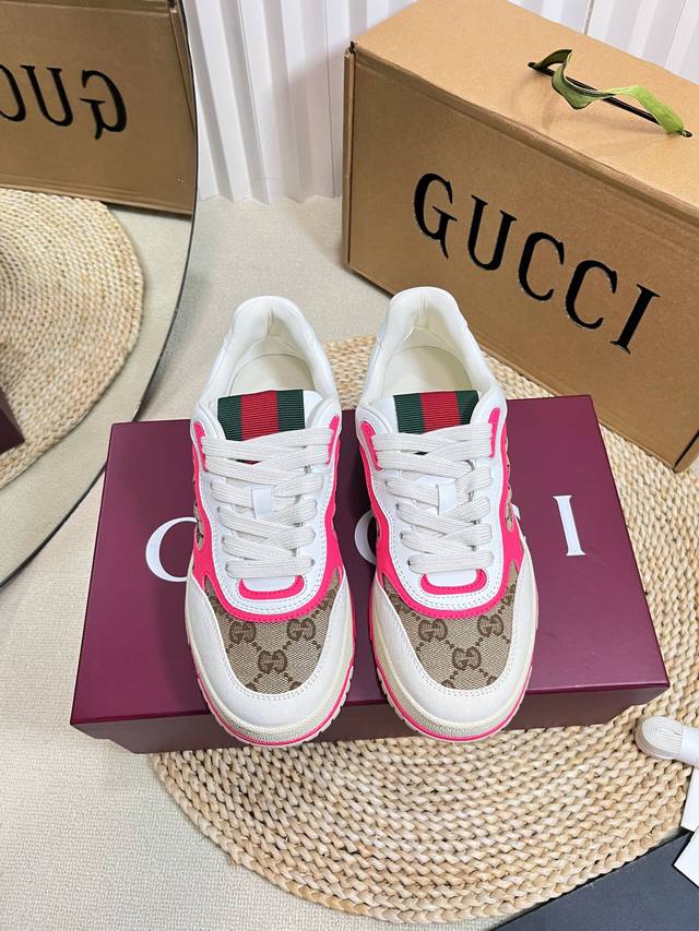 情侣款 Gucci小白鞋 代购版原版复刻一比一开模Ip轻料底 鞋面小牛皮 内里水染羊皮 垫脚牛皮全套包装 最高版本 码数:女35-40 40订 男39-45 4
