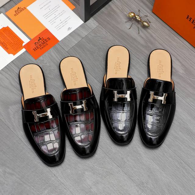 商品商标 Hermes 爱玛仕 半拖 拖鞋 正码码数: 38-44 45定做不退换 商品材料 精选 优质石头纹牛皮鞋面 牛皮内里 原版大底