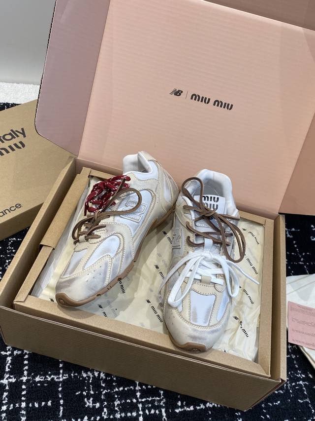 东莞代购级 官网同步飞机盒包装 miu Miunew Balance 缪缪 纽巴伦联名Ss24春夏系列复古 运动鞋 网上已经吹爆了这个款 超级 复古到心里了吧