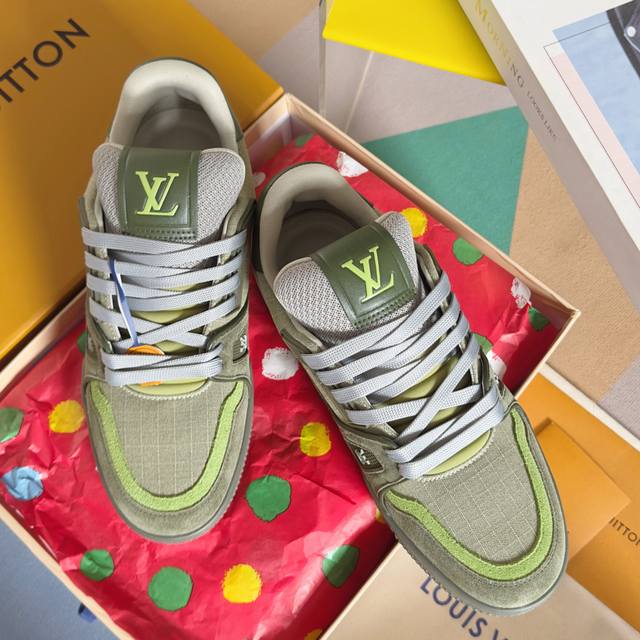 顶级版本 男款 lv Tarine路易威登 驴牌 L家 情侣款 休闲 运动鞋 滑板鞋 原版购入开发 做货 本款 Lv Trainer 运动鞋以柔软 Damier