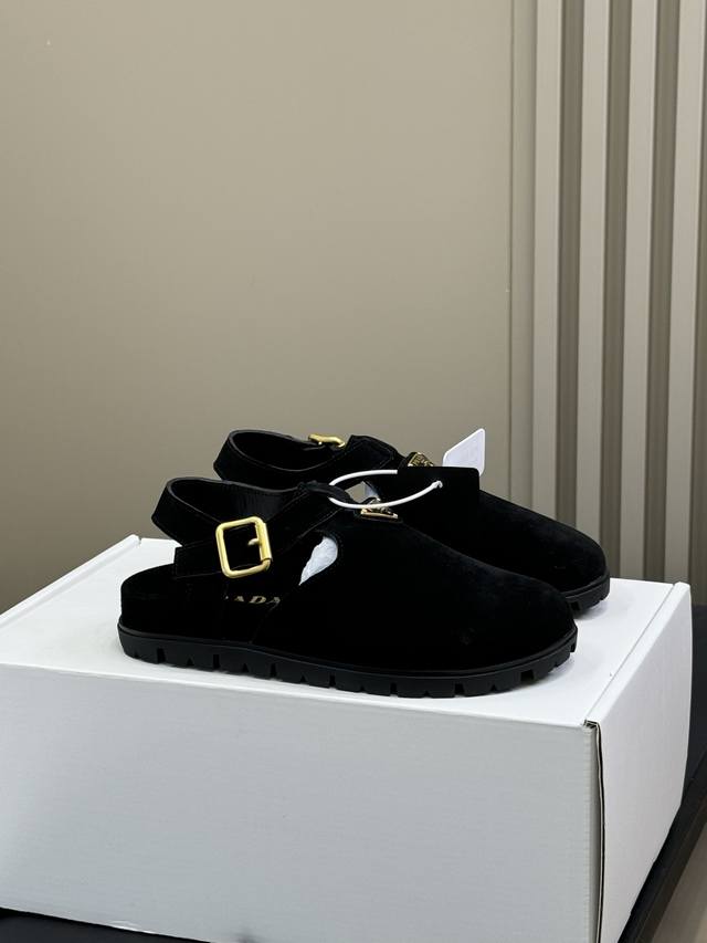 顶级品质 prada Ss25 勃肯鞋 麂皮拉菲草编织 p家25春夏勃肯鞋新品 好看有好穿的单品 三角标加持 高级感拉满 降维打击一众勃肯单品 哈哈哈哈 好看