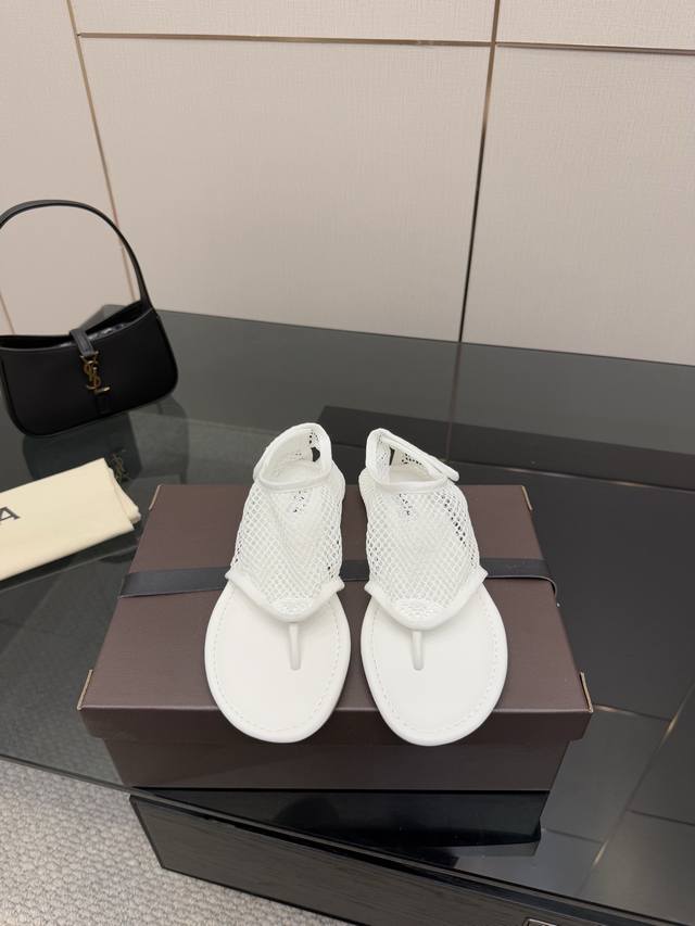 25Sas阿莱亚Alaia 镂空鱼网芭蕾舞鞋 内里垫脚混种羊皮 35-40 41可订做 可订做真皮大底 同步原版内增高0.8Cm