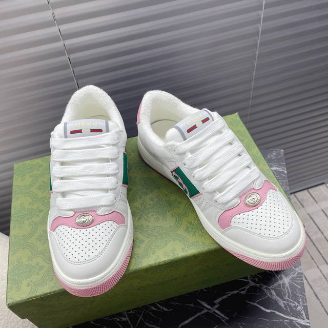 gucci~~最新情侣款网眼运动鞋 休闲鞋 小脏鞋 zp开发纯原版本 金属双G水晶圆柱形标 Gucci原版纹织带 原版钢印牛皮面料 原版毛巾布里细腻柔软更舒适透