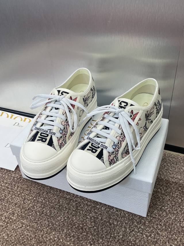工厂p价p女码 男码 dior 迪奥 早春最新情侣款厚底绑带低帮休闲鞋 Walk N Dior Oblique 暗花字母Logo提花刺绣图案拼色帆布运动小白鞋