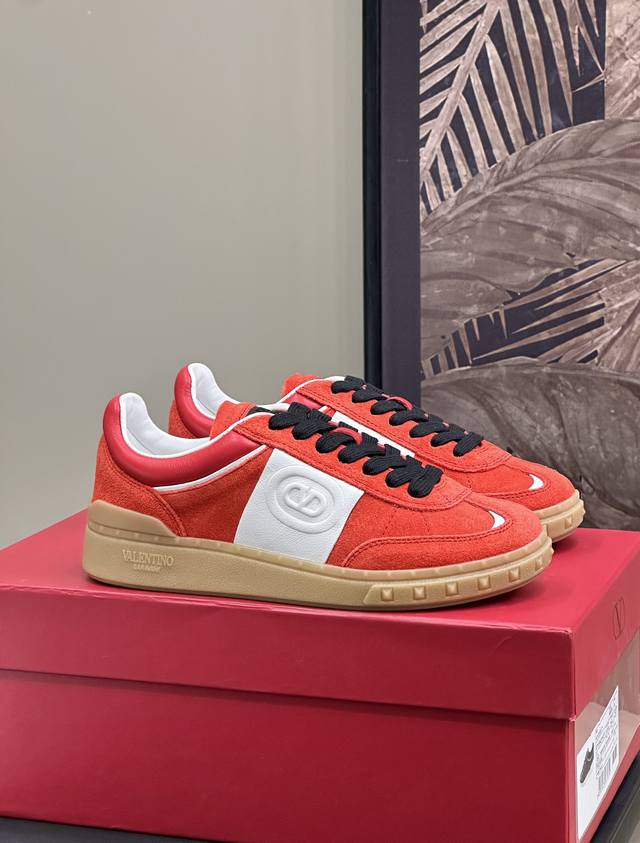 男+10#插播新色# valentin O Ss24 New Arrival v家 春夏德训鞋新品 情侣款 舒适好穿经典百搭不挑人 小牛皮材质 质感拉满 恰到好