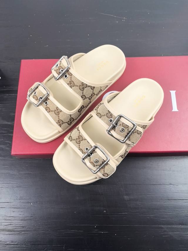 古驰新品魔术贴沙滩拖鞋 钻G扣皮面拖鞋 百搭M多裙子 裤子 网红搭配不同颜色袜子穿也超级洋气 size 35 39 40定做不退换