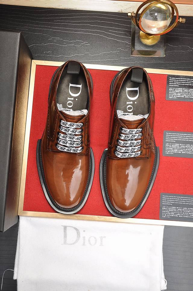 出厂价P 迪奥 Dior 高端貨 牛里 原單品質Dior .迪奧 原單代購、高端皮鞋、面料：採用意大利進口開邊珠牛皮水染牛里 牛皮里特供原版大底、做工精細、實物