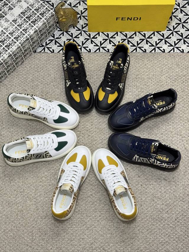 Fendi* 原单品质 芬迪！代购级别爆款，鞋面采用牛皮帆布制造，轻便防滑大底。市场顶级品质，众多明星亲身演绎，时尚主打潮流，百搭爆款，简单不失品味，潮人必备，