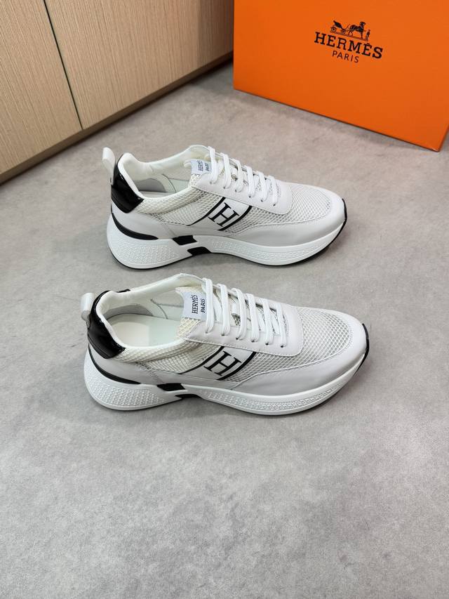 Hermes 爱马仕 -高端品质 原单休闲运动鞋 -鞋面：纳帕小牛皮、品牌高丝光镂空网帆布、鞋身车缝品牌′H′图腾织带、鞋舌品牌Logo布标 -内里：水染牛皮