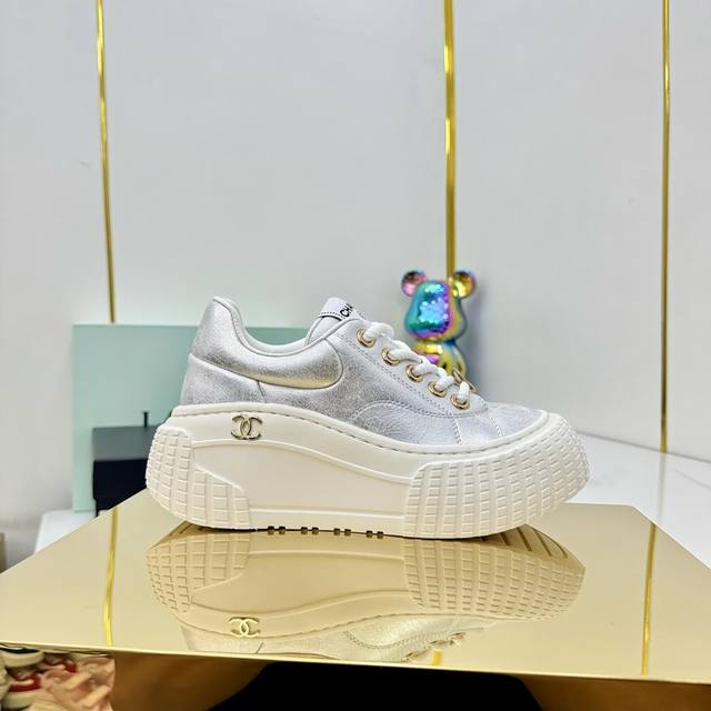 工厂P价 女装女鞋 运动原单 香奈儿面包鞋 ～原版小牛皮熊猫鞋 Chanel 香奈儿 25C 最新爆款 熊猫 黑白 运动鞋 休闲板鞋 小香 爆款单品 经典黑白