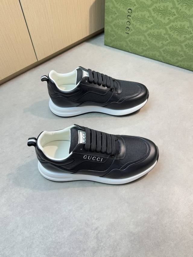 Gucci 古驰 -高端品质 原单休闲运动鞋 -鞋面：纳帕小牛皮、品牌高丝光帆布、鞋身丝印品牌Logo、鞋舌.车缝品牌Logo布标 -内里：水染牛皮 -大底：超