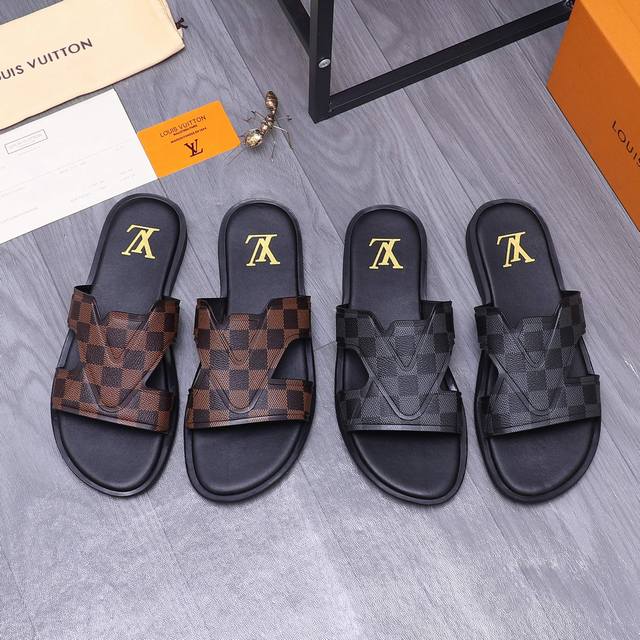 商品商标：Louis Vuitton 路易威登 拖鞋 正码码数: 38-44 45.46 订做不退换 商品材料：精选原版材料 超纤牛皮内里 橡胶大底