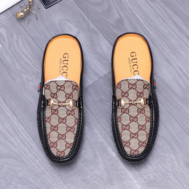 商品商标：Gucci 古驰 半拖 拖鞋 正码码数: 38-45 商品材料：精选透气织布配漆面牛皮 猪皮内里 橡胶大底