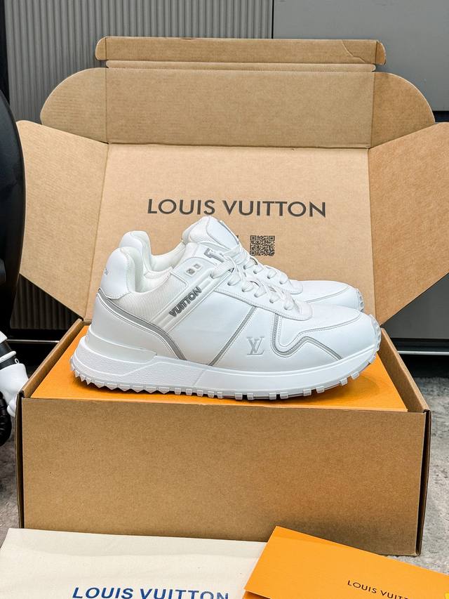 出厂价P Lv路易威登 L家 驴牌最新Run Away Maxi系列 胖丁 情侣款 厚底 休闲 运动鞋 原版购入开发 做货 Run Away Maxi 运动鞋初