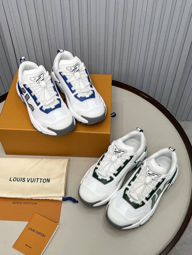 出厂价P Lv路易威登 L家驴牌Runner Tatic系列 厚底 休闲 运动鞋 跑鞋 原版购入开发 做货 本款 Lv Runner Tatic 运动鞋融合网格