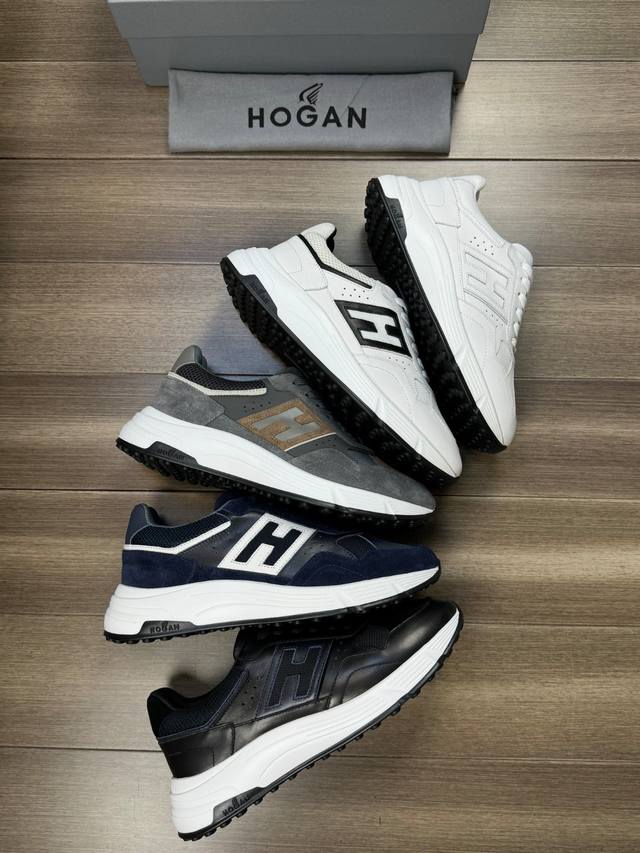Hogan 霍根 -高端品质 原单 -鞋面：丝绸小牛皮、反绒小牛皮、鞋身镂空′H′图腾 -内里：品牌网帆布、垫脚；水染牛皮 -大底：超轻Tpu 橡胶；双色成型大