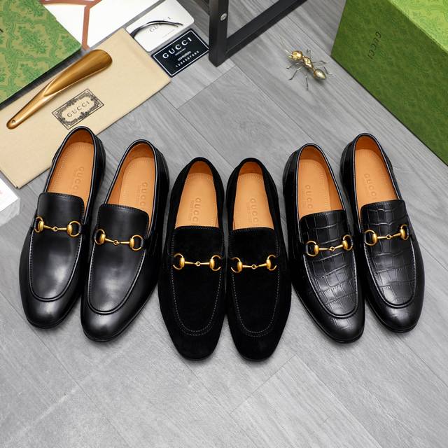 商品商标：Gucci 古驰 皮鞋 正码码数: 39-44 38.45 46要订做 不退换 商品材料：精选进口压纹牛皮鞋面 水染牛皮内里 原版大底