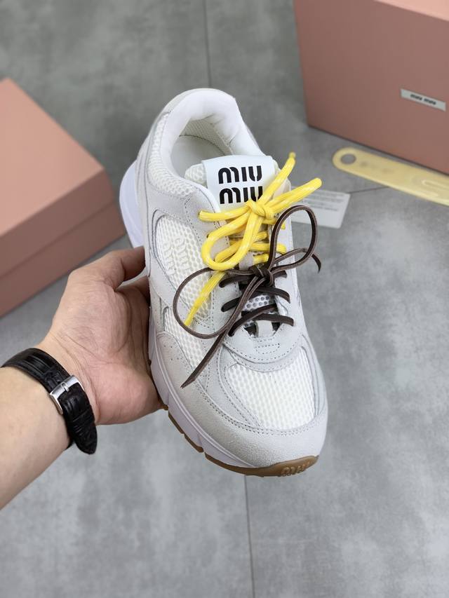 工厂P价P 实价 2660Ss夏季新款 Miumiu 缪缪网面运动鞋复古球鞋系带休闲厚底老爹鞋 美式复古风，颜值担当火爆款，不得不入的一款～做旧时尚，简约高级