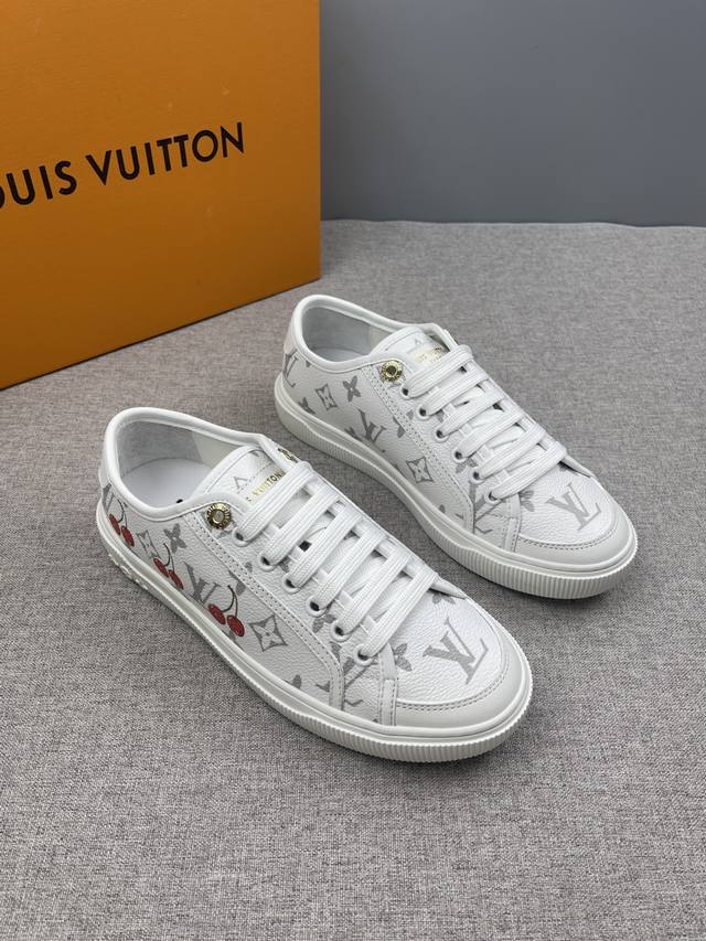 Louisvuitton2025春夏新款路易威登Lv女鞋村上隆联名樱桃款Lagoon系带运动鞋25新款1Ahkyq休闲透气百搭低帮系带单鞋平底潮鞋， 情侣款 正