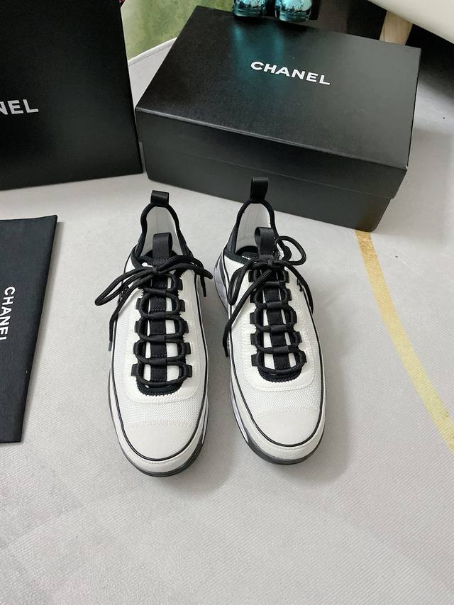 直销 女鞋工厂P 女鞋 女装 尺码：35-45现货，欢迎看板，品鉴细节。 Chanel 香奈儿情侣款小香休闲运动鞋老爹鞋情侣款 专柜原版1：1，每个颜色精确对版