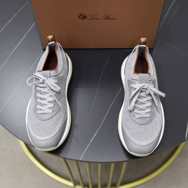 出厂价Pp： Loropiana 诺悠翩雅 Lp男鞋 Size ；38-44 45.46定制 牛皮拼接 牛皮垫脚 真的特别好穿，慵懒、松弛、随性，舒适度满分，