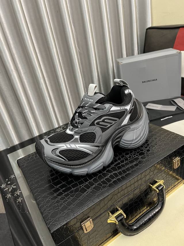 出厂价Pp： Balenciaga巴黎世家 Cargo 6Xl Sneakers 圆头系带 低帮生活网布系带低帮走秀复古 Balenciaga始终站在时尚前沿