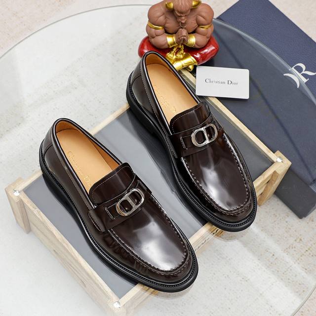 工厂P价 Dior 迪奥 香港专柜新款休闲男鞋上市 官网1:1制作 意大利编织牛皮+水染皮内里 欧美大师设计 完美造型打造专柜品质，纯色橡胶耐磨大底加经典炫头！