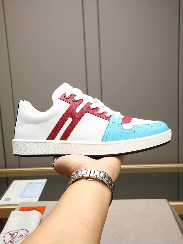 P Hermes 爱马仕 -高端品质 原单休闲板鞋 -鞋面：纳帕小牛皮、鞋身车缝品牌'h'图腾 -内里：水染牛皮 -大底：原版Tpr.橡胶 双色成型大底 -超高