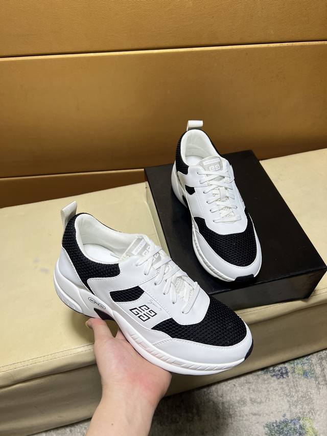 Givenchy 纪梵希 -高端品质 原单 -鞋面；纳帕小牛皮、反绒小牛皮、鞋身丝印品牌Logo -内里：品牌网帆布，垫脚；水染牛皮 -大底：超轻Tpr 橡胶;