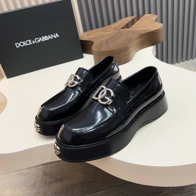 D&G 高端男士厚底正装鞋休闲皮鞋，绅士臻享 型男必备 意大利进口牛皮皮胚 小牛皮透气内里 款式独特 细节精工细作！ 不支持退 可换码 P： 元 ，Size：3