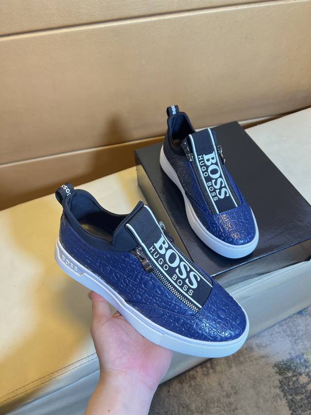 P Boss原单品质.～ 独特现代风运动鞋。休闲鞋潮男必备款 意大利进口原版品牌，进口原版皮，弹力布内里羊皮垫脚 拒绝脱色磨脚 鞋底：原厂特供原版底，法国懒人风