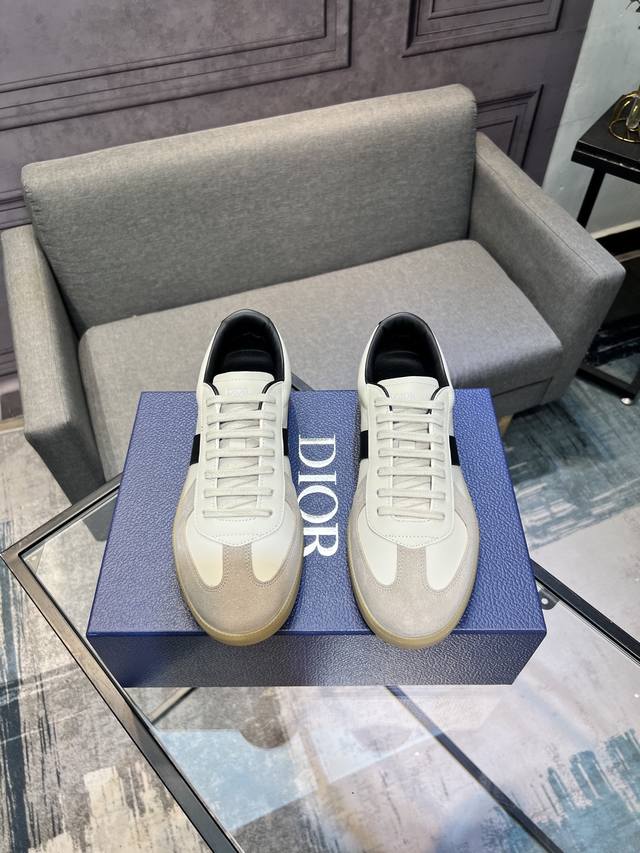 奥迪 Dior2025款新 B01训德鞋 料面：层头皮牛+内里牛皮 Tpu原底大版 码数: 男39-45 男38 46做