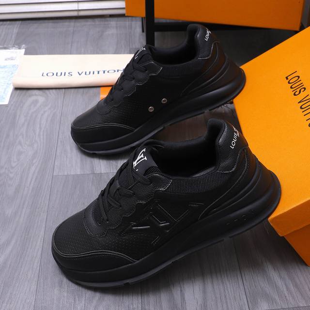 商品商标：Lv [路易威登] 休闲鞋 正码.码数: 38-44 45.46定做不退换 商品材料：精选 牛皮拼接冲孔牛皮鞋面 网内里 牛皮鞋垫 原版大底