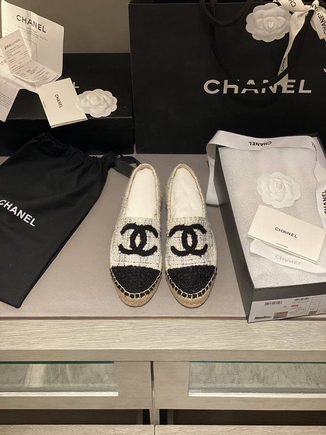Chane* 春季新品 Espadrilles 渔夫鞋 小香经典版型！独家代购原版一比一品质！Hk海港城原版购入全程直播，原版一比一开发，绝对放心卖！ 白色呢子