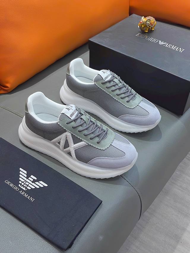 商品名称：Armani 阿玛尼 实价： 正规码数: 38-44 休闲鞋 商品材料：精选 牛皮鞋面，柔软羊皮垫脚；原厂特供大底。