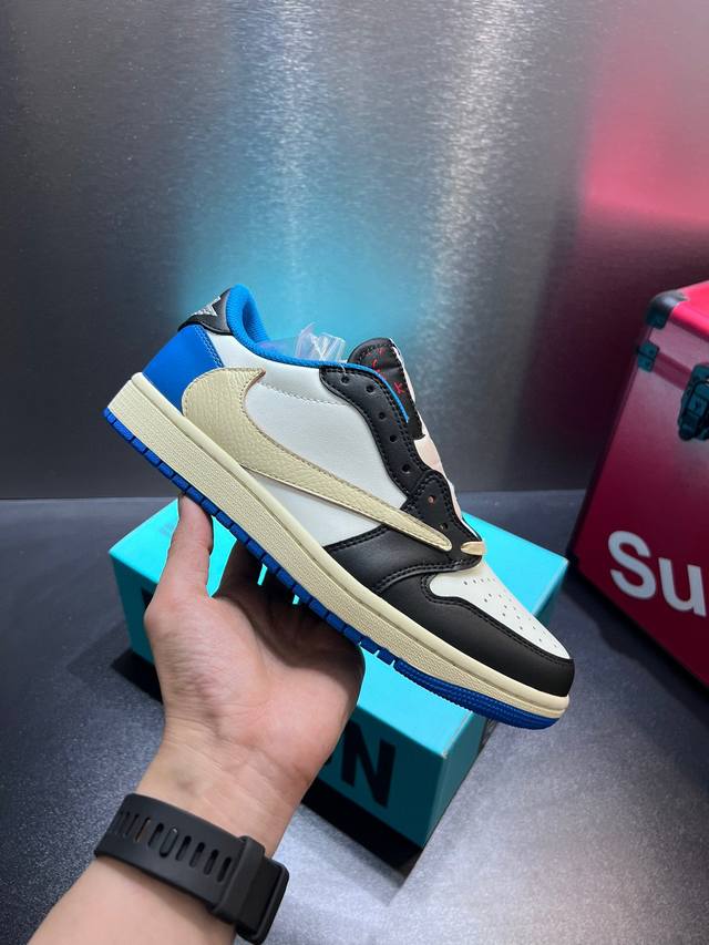 Aj1倒勾Travis Scott X Air Jordan 1 ” Reverse Mocha “ Aj1乔1 Ts 闪电 联名倒钩 低帮文化篮球鞋 货号:C