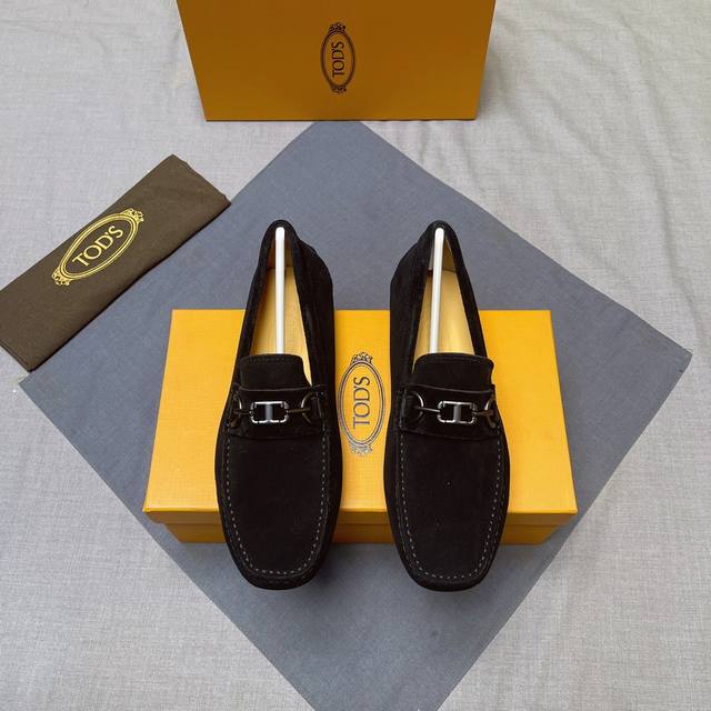 Tods 高版本 托德斯豆豆鞋新款男士首选品牌款式新颖时尚独特潮流迎合各种场合不失优雅气质高端大气 牛反绒水染牛皮里防滑耐磨橡胶大底码数38-44