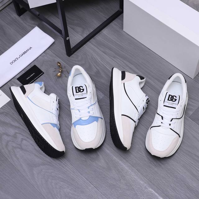 商品商标：Dg 杜嘉班纳 休闲男鞋 正码码数: 38-46 商品材料：牛皮拼接鞋面 短绒内里 牛皮鞋垫 原版大底