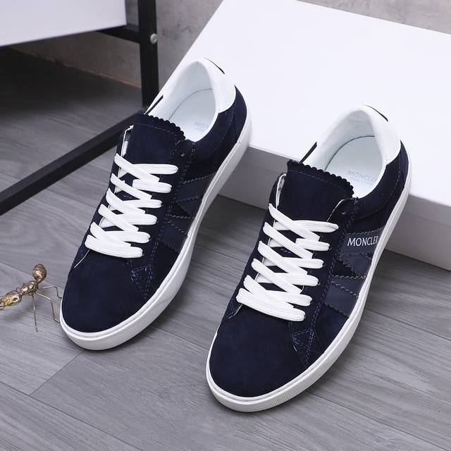 商品商标：Moncler 蒙口 休闲鞋 正码码数: 38-44 45.46定做不退换 商品材料：精选牛皮拼接鞋面 皮内里 牛皮鞋垫 原版大底
