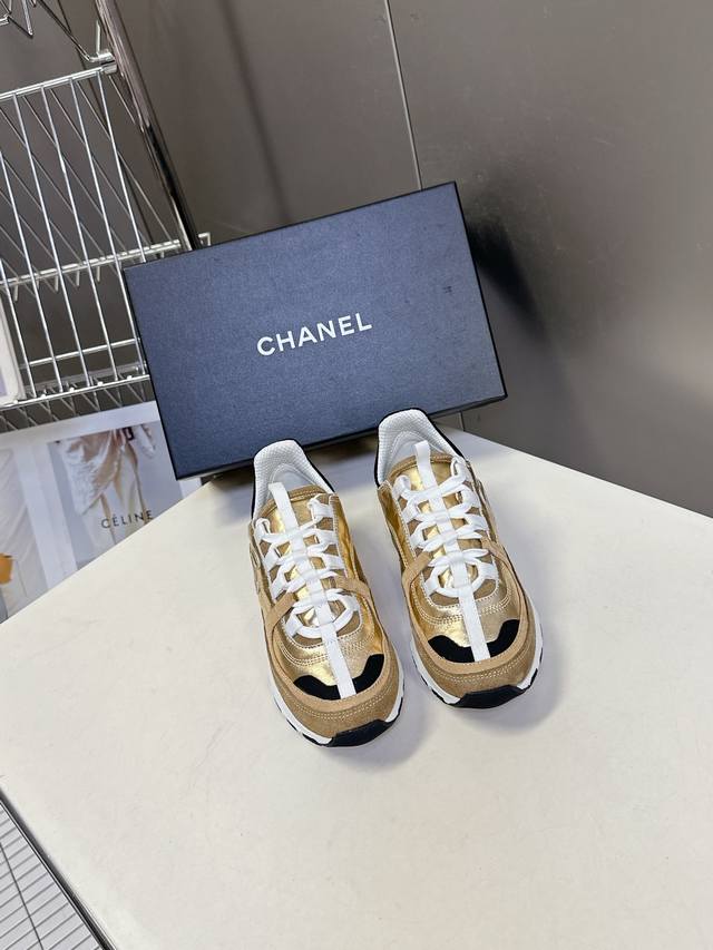 Chanel Size:35-41 40 41不退换 Chanel香奈儿25A最新款休闲 运动鞋 超多明星时尚博主种草 超级推荐这一季的运动鞋真的绝美啊 实在是