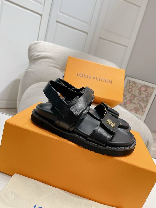 调工厂P价 男装男鞋 运动原单上新啦2025Louis Vuitton 专柜经典款，经典永流传！做工用料都和原版同步， 码数：35-46，