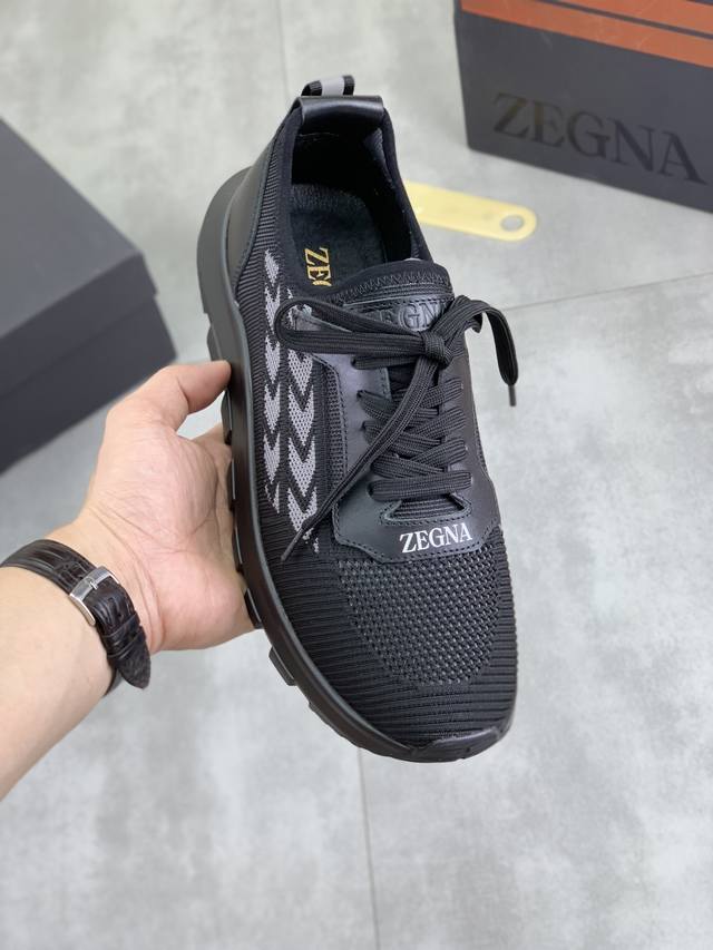工厂P价P 实价 Zegna 杰尼亚 -高端品质 原单 飞织鞋系列 -鞋面：品牌高端羊绒飞织面、注塑品牌鸡眼 -内里：原版透气网布 -大底：原版Tpu发泡 成型
