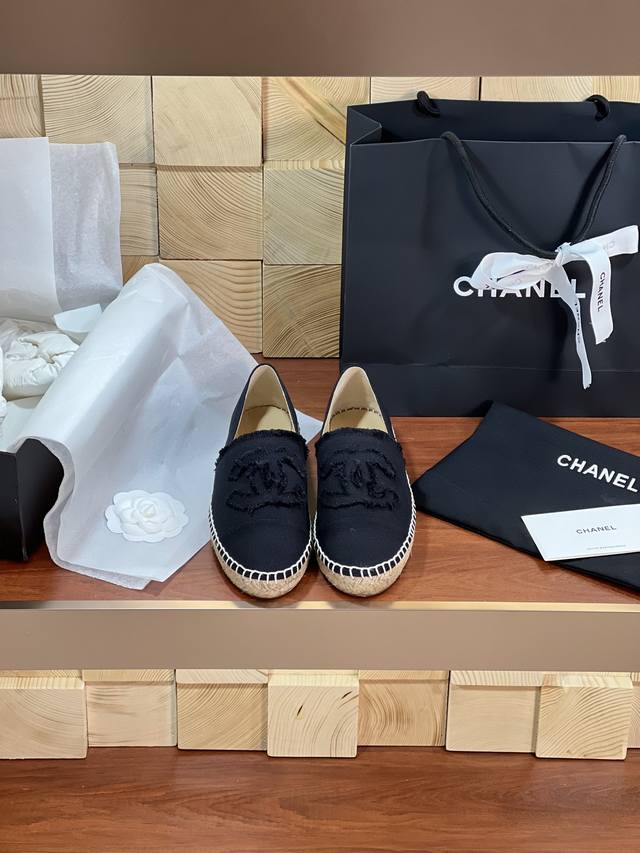 Chane* Espadrilles 渔夫鞋 牛仔布系列 小香经典版型！独家代购原版一比一品质！Hk海港城原版购入全程直播，原版一比一开发，绝对放心卖！ 细节剖