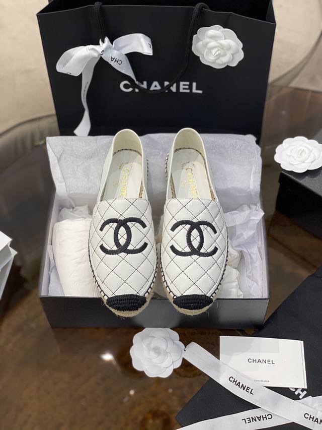 Chane* 春节新品 Espadrilles 渔夫鞋 小香经典版型！独家代购原版一比一品质！Hk海港城原版购入全程直播，原版一比一开发，绝对放心卖！ 玫红呢子