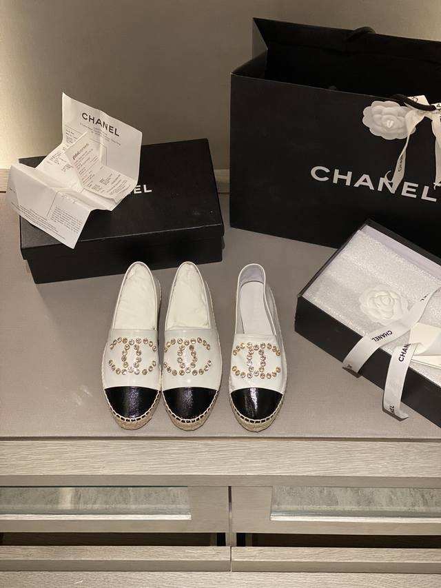 Chane* 春季新品 Espadrilles 渔夫鞋 小香经典版型！独家代购原版一比一品质！Hk海港城原版购入全程直播，原版一比一开发，绝对放心卖！ 施华洛世